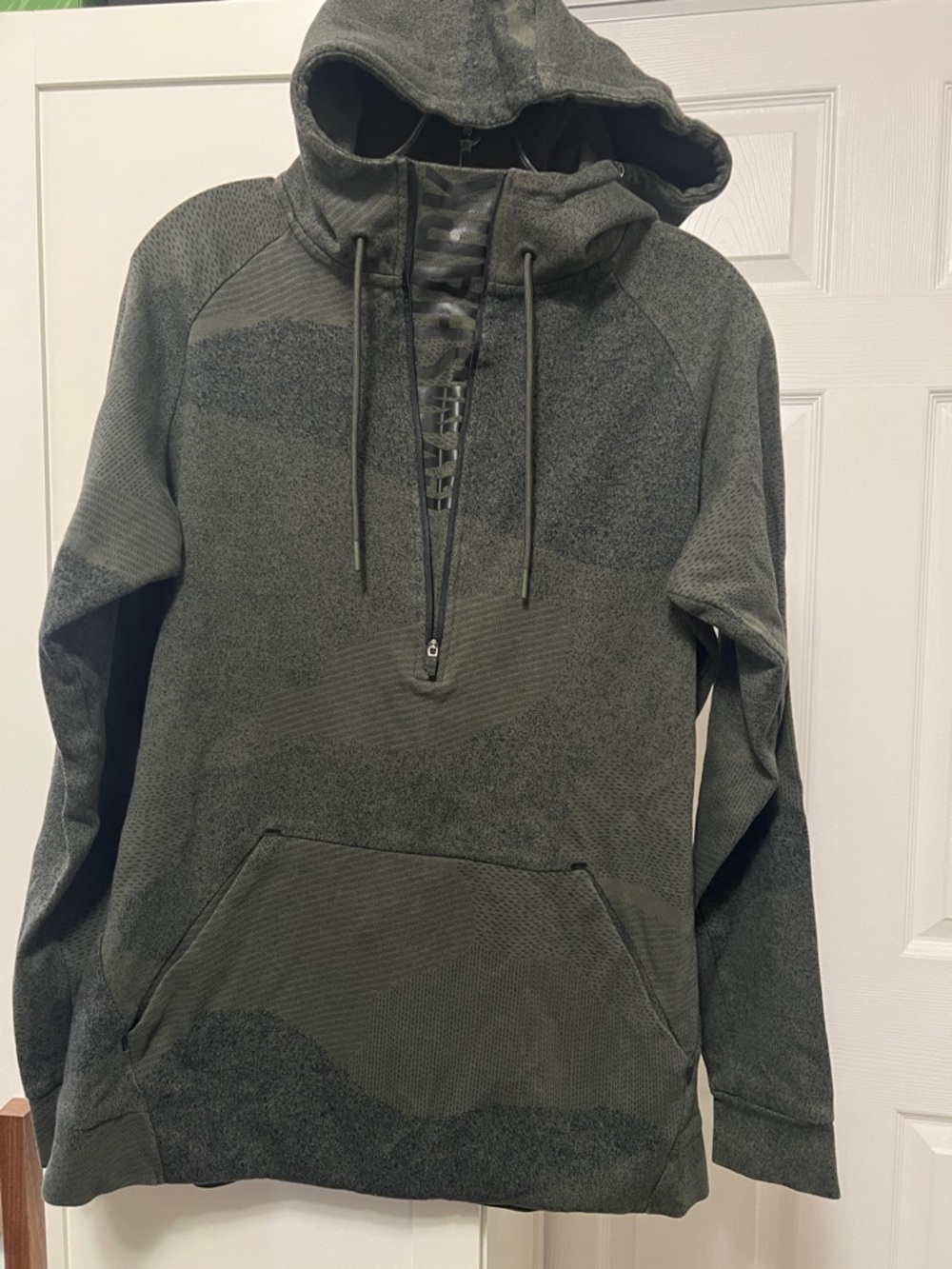 Gymshark - Half-Zip Hooded Pullover Sweatshirt